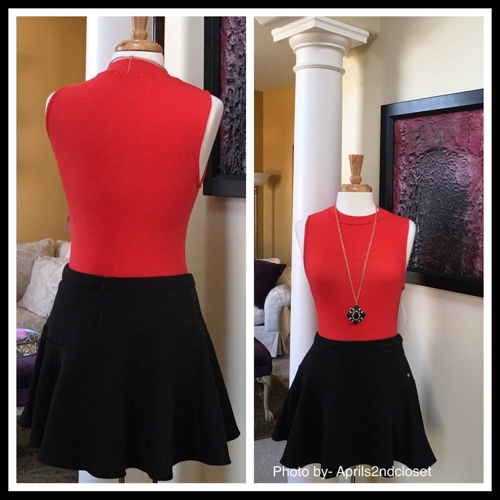 ❌SOLD❌RED KNIT STRETCH BODYSUIT Mock Neck - Picture 3 of 8